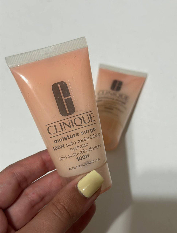 کرم آبرسان ۱۰۰ ساعته کلینیک – moisture surge 100H Clinique